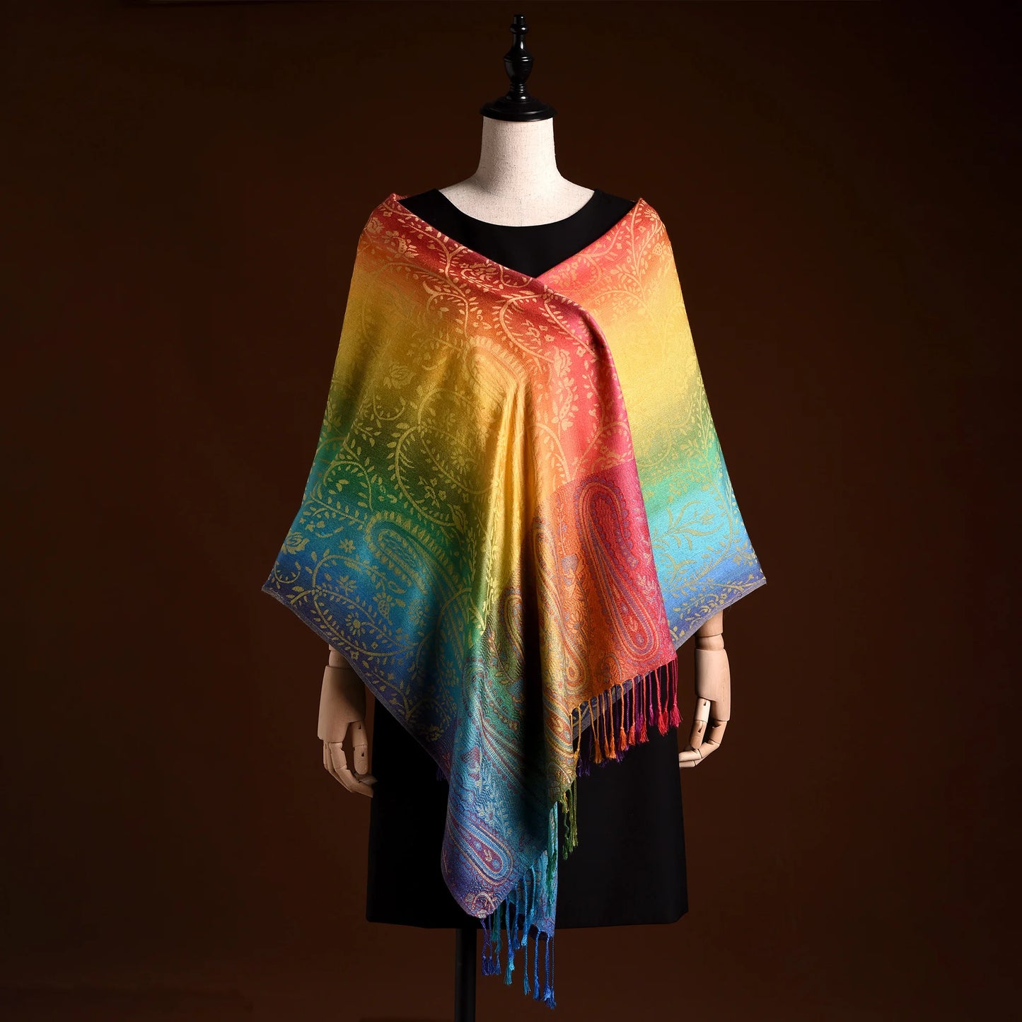 Chal bohemio con flecos multicolor