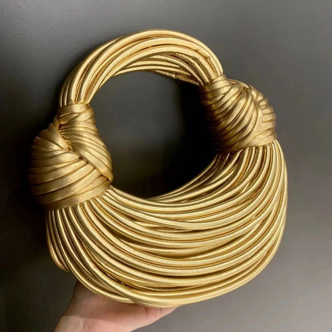 Bolso de noche de lujo con tejido de cuerda
